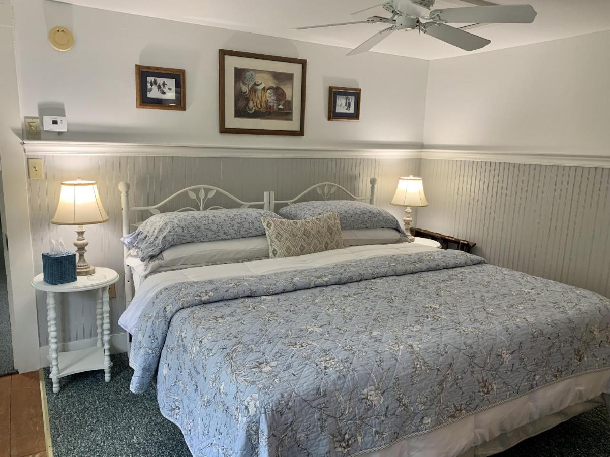 Buttonwood Inn On Mount Surprise Норт-Конвей Номер фото