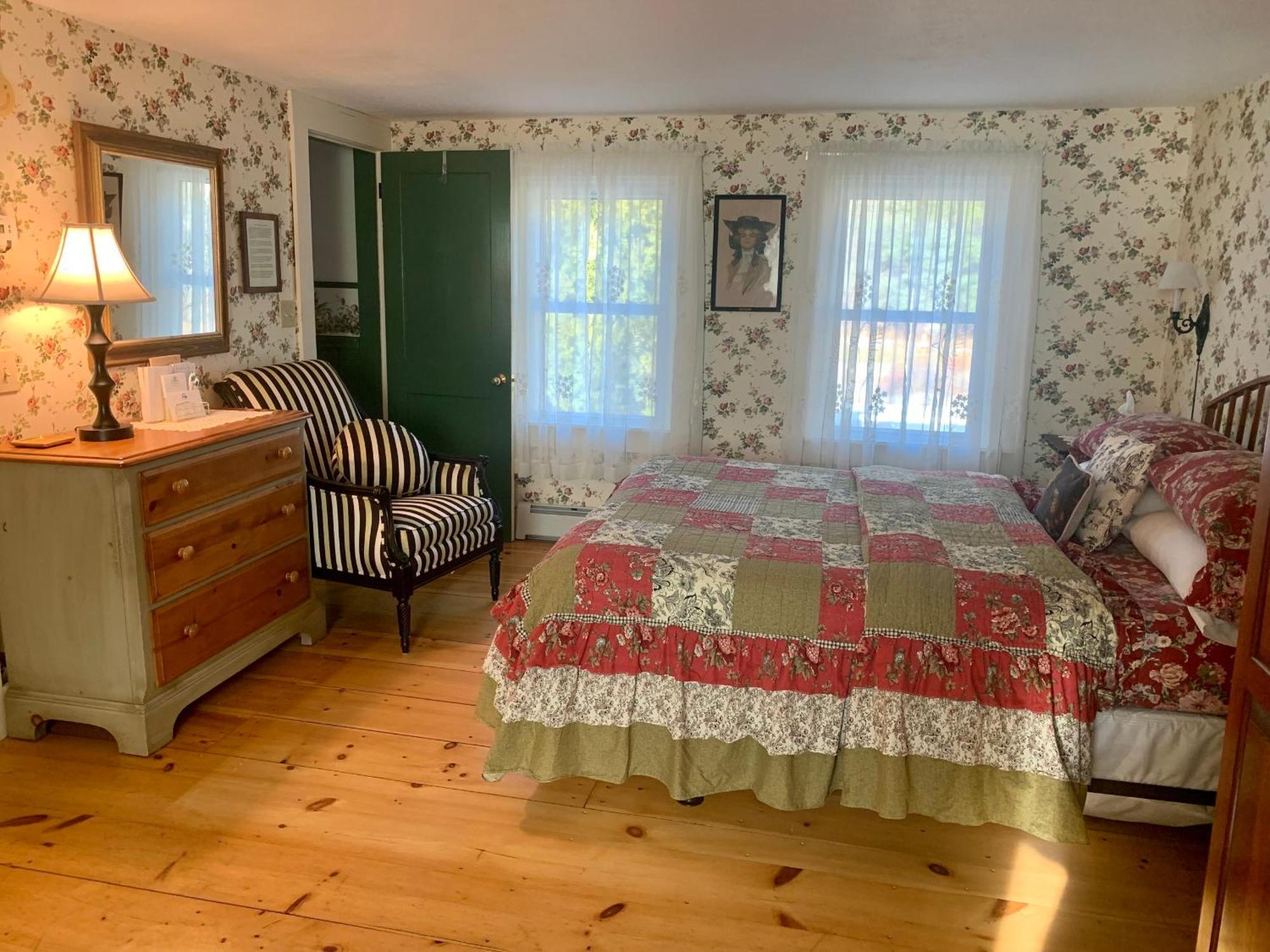 Buttonwood Inn On Mount Surprise Норт-Конвей Номер фото
